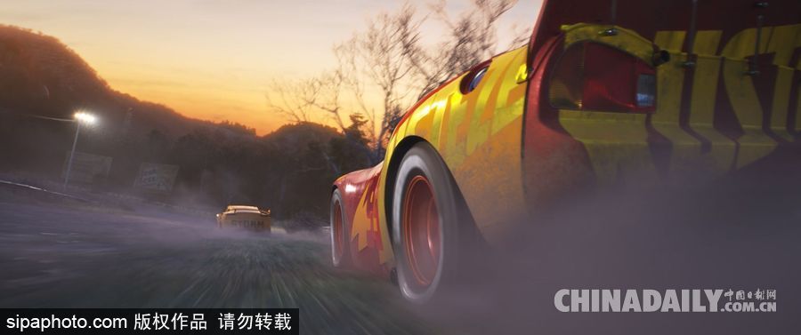 電影《賽車(chē)總動(dòng)員3:極速挑戰(zhàn)》劇照