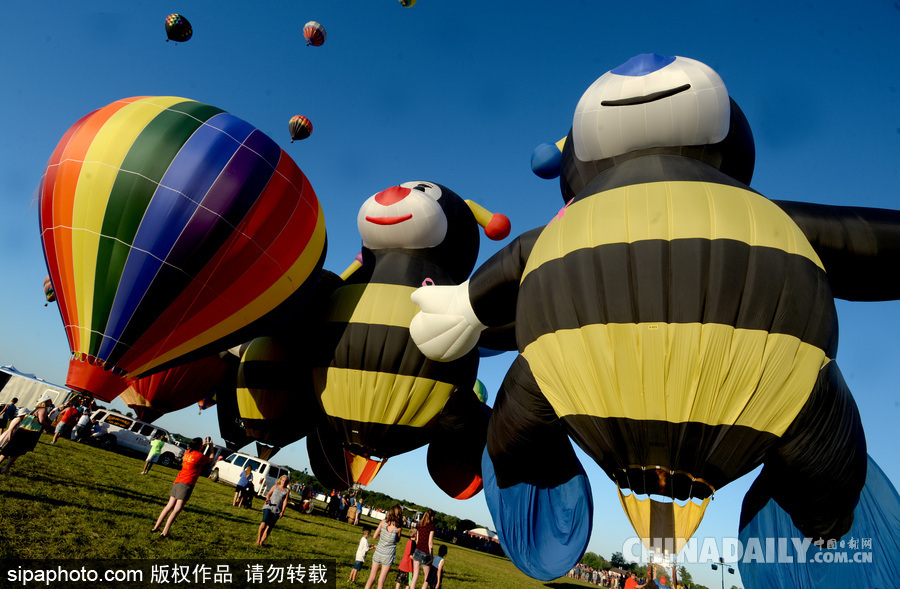 美新澤西州熱氣球節開幕 五彩繽紛扮靚天空