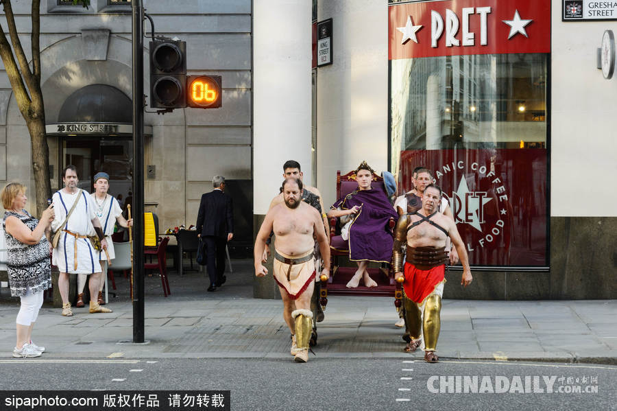 英國倫敦舉行古典角斗士大戰 模樣逼真重現歷史