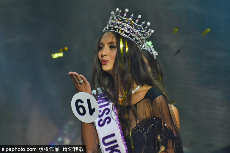 本屆港姐讓人大跌眼鏡？看烏克蘭小姐選美決賽冠軍美得像洋娃娃