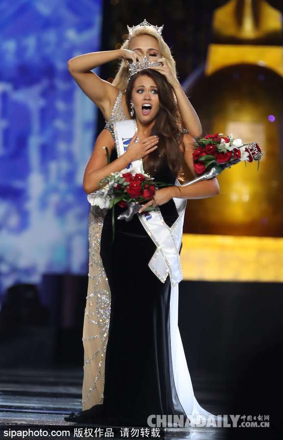 2018美國小姐出爐 奪冠瞬間變“表情包”