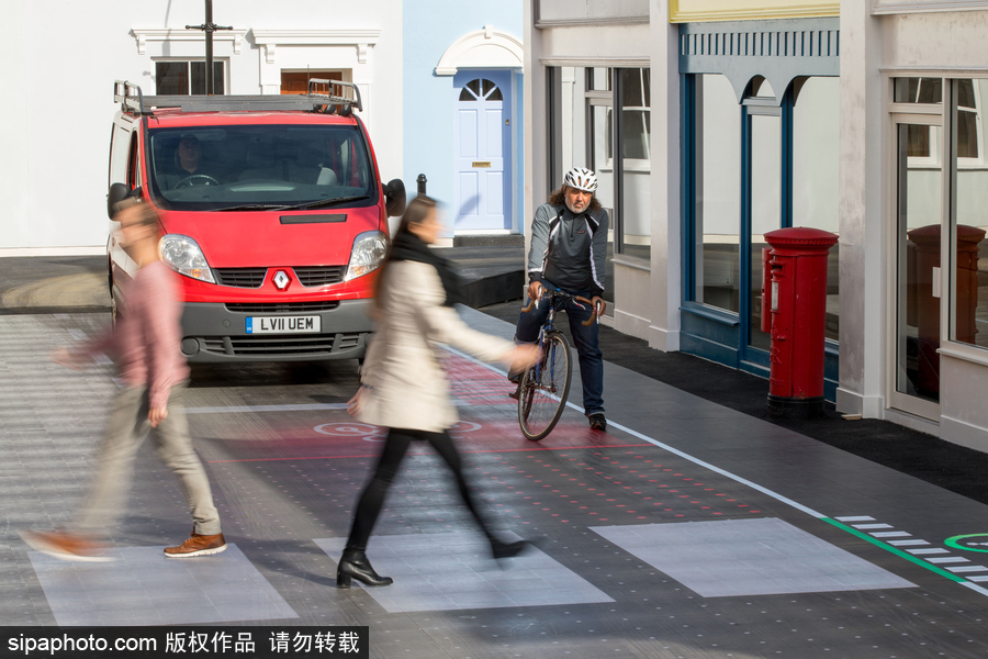 交通燈也智能！ 英國科學家發明過馬路新型系統