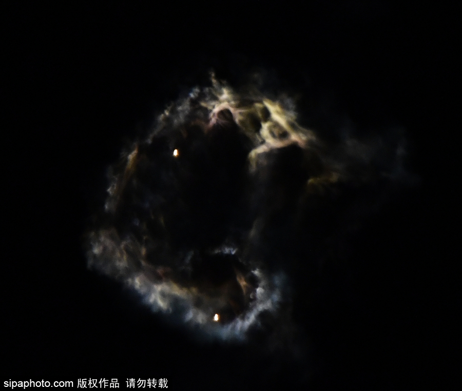 SpaceX獵鷹9號火箭發射10顆銥衛星 成功海上回收