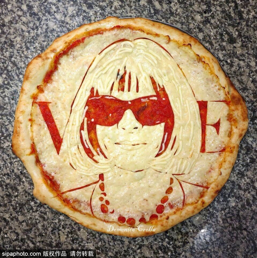餐廳老板腦洞大開(kāi) 打造”明星臉“披薩栩栩如生