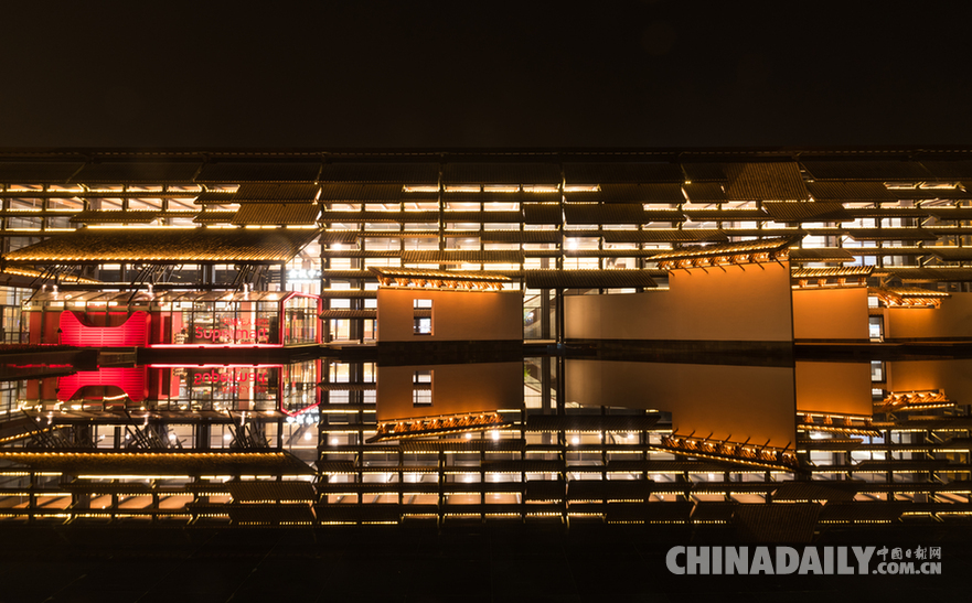 在烏鎮(zhèn)，有一種美麗叫夜色！