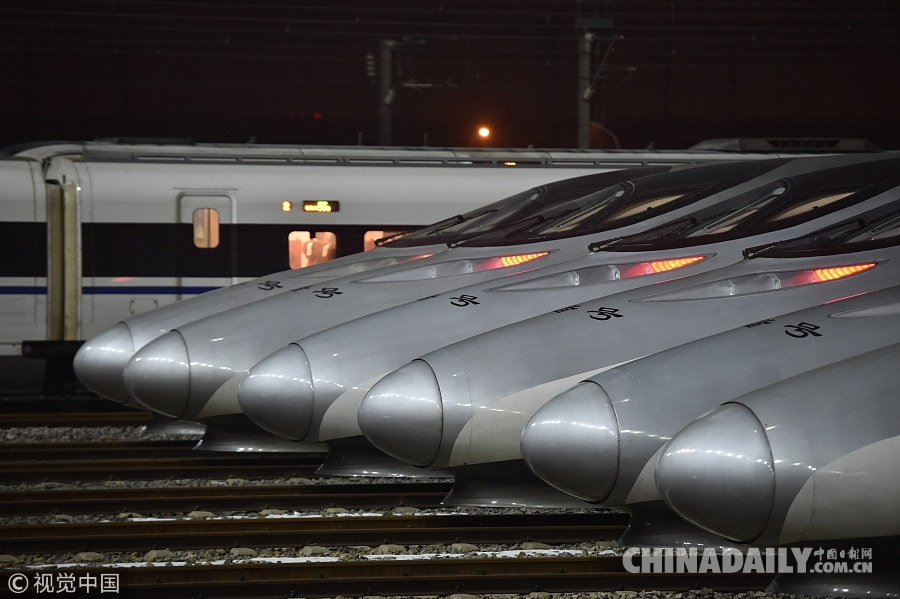 春運(yùn)大幕開(kāi)啟 動(dòng)車(chē)組列車(chē)整裝待發(fā)