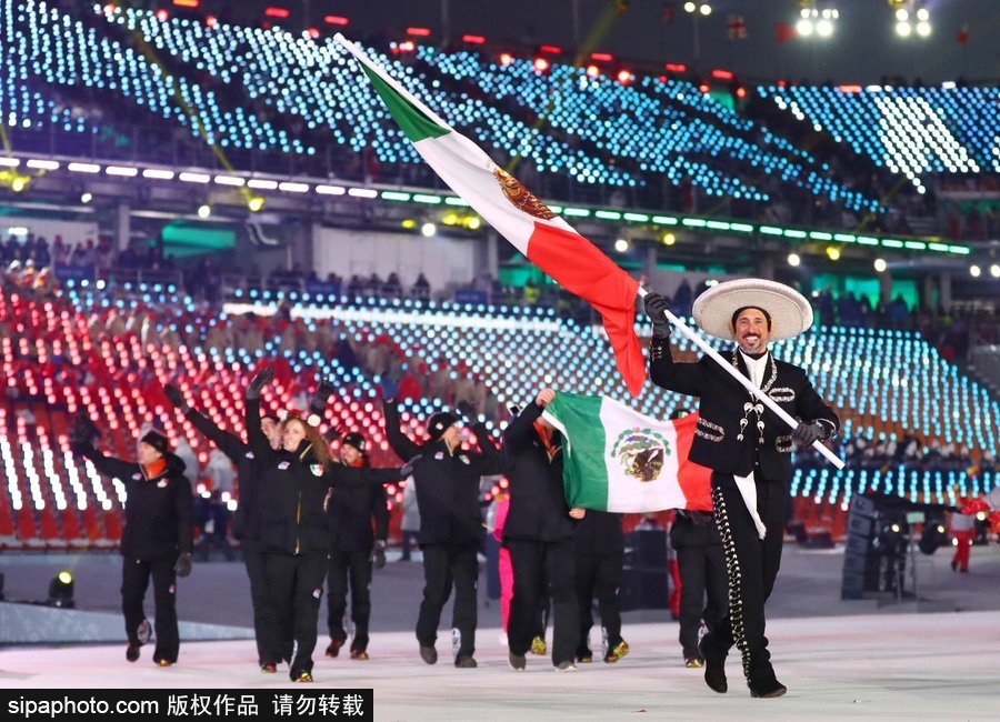 冰雪運(yùn)動(dòng)魅力無(wú)限！盤點(diǎn)平昌冬奧會(huì)開幕式上那些“特殊”參賽國(guó)