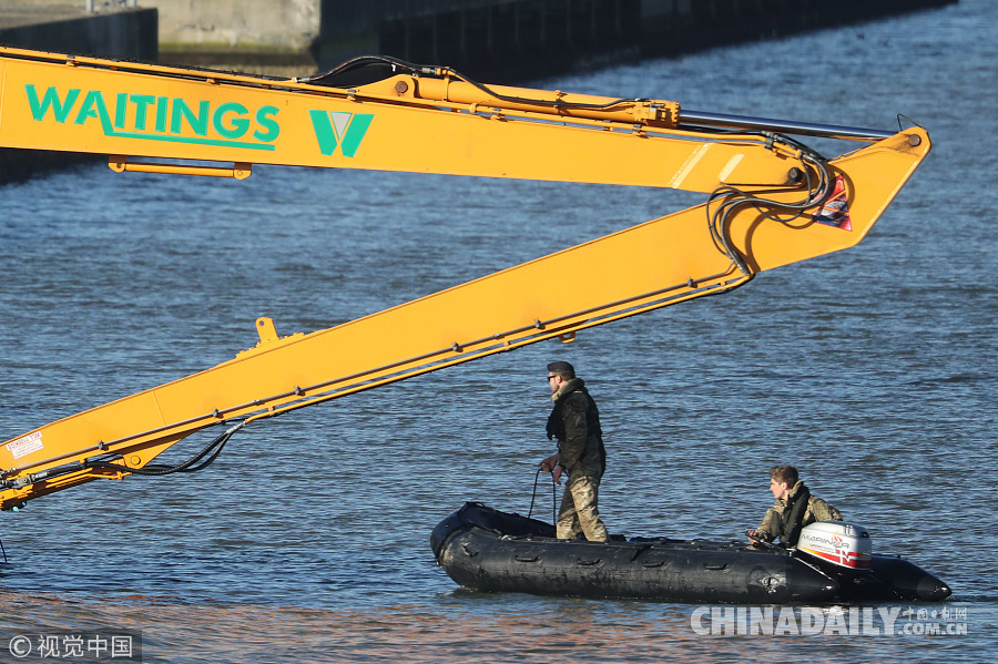 泰晤士河驚現二戰未爆炸彈 倫敦城市機場緊急關閉