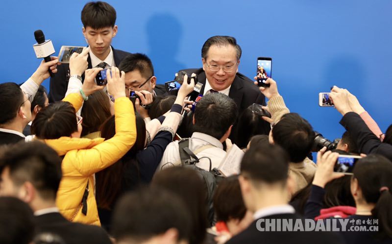 全國政協(xié)十三屆一次會議舉行新聞發(fā)布會