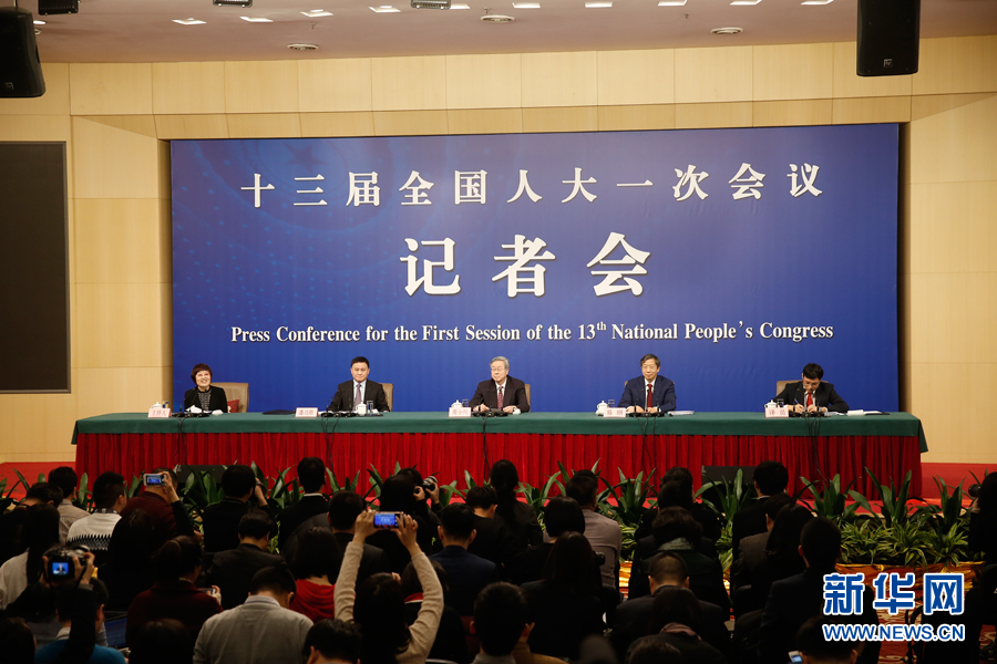 周小川:廣義貨幣這個池子里的錢可以用得更有效率