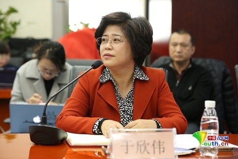 “中國綠色網(wǎng)絡(luò)建設(shè)與青少年健康成長”兩會(huì)代表委員座談會(huì)舉行