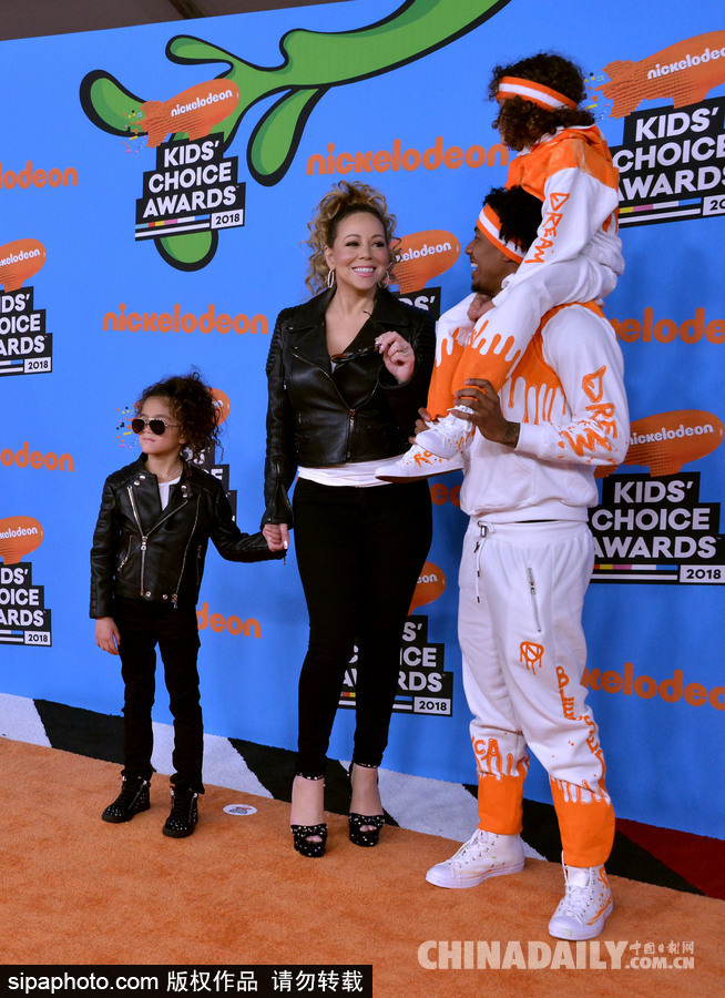 兒童選擇獎：瑪麗亞·凱莉與前夫和孩子們拉風(fēng)亮相