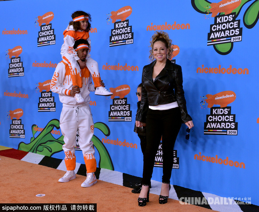 兒童選擇獎：瑪麗亞·凱莉與前夫和孩子們拉風(fēng)亮相