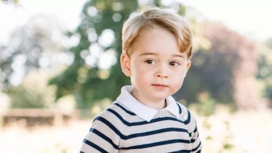 凱特王妃又生了個小王子!喬治王子一下課就去看弟弟了