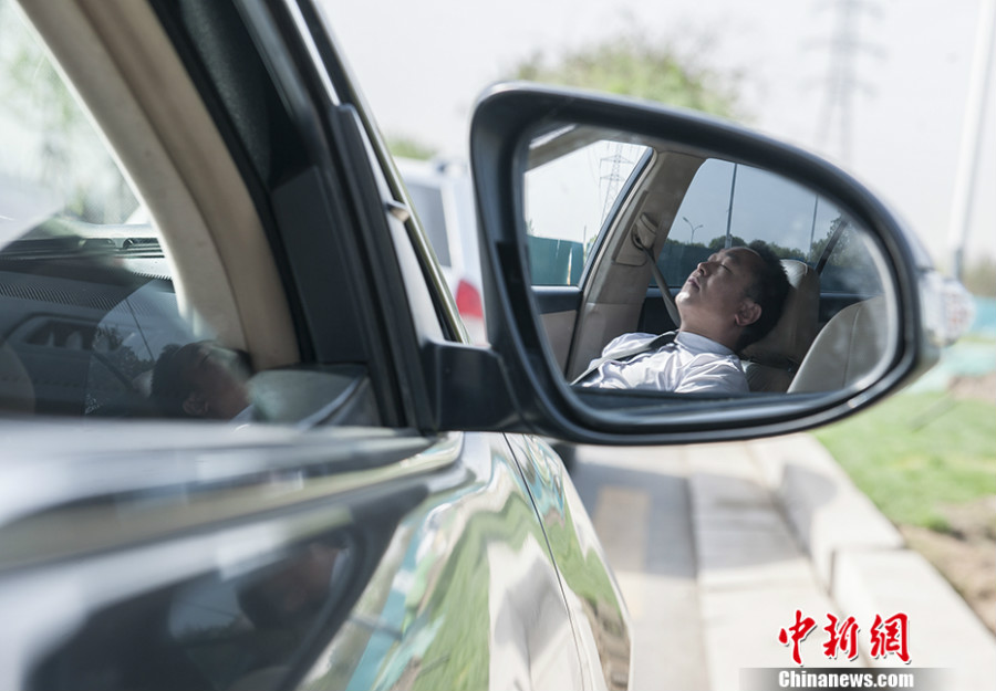 “趕時(shí)髦”的勞動(dòng)者