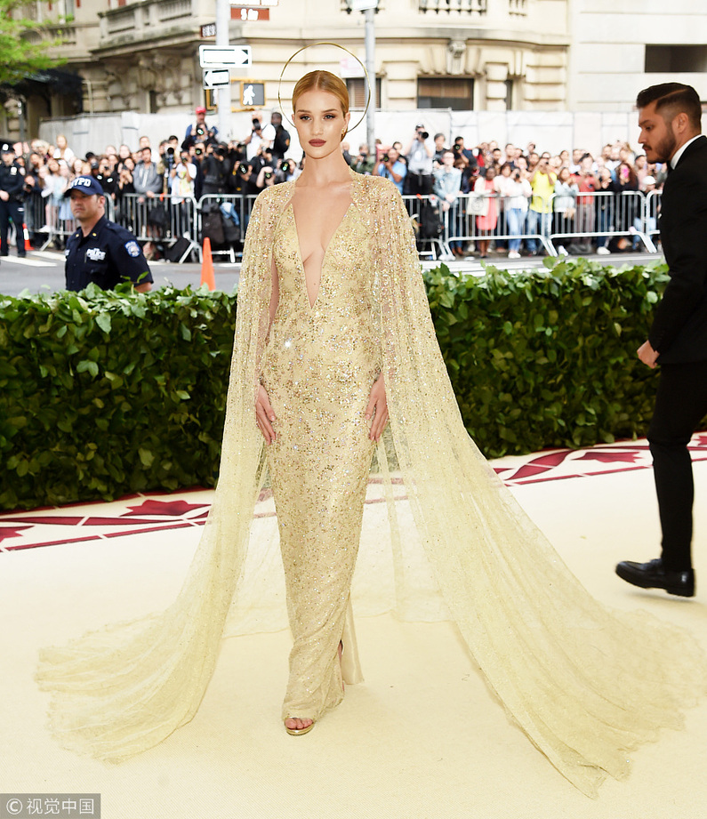 時(shí)尚界奧斯卡Met Gala來(lái)襲 眾女星紅毯爭(zhēng)艷美出新高度