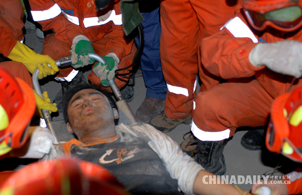 汶川地震“可樂男孩“:享受可樂世界,珍惜當下生活