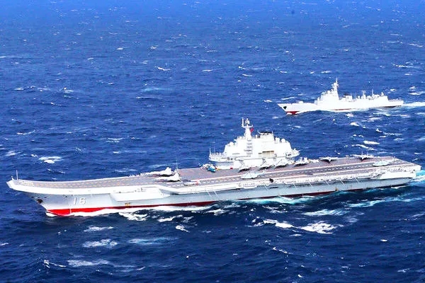 國(guó)產(chǎn)航母海試，最炫酷的原來(lái)在這里……