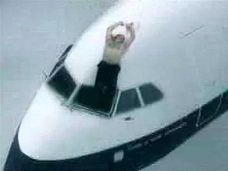 川航機長回憶生死備降驚魂一刻，這波操作簡直是奇跡！