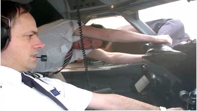 川航機長回憶生死備降驚魂一刻，這波操作簡直是奇跡！