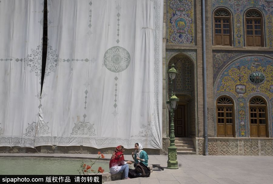 探秘伊朗建筑的精華 走進(jìn)德黑蘭古列斯坦皇宮