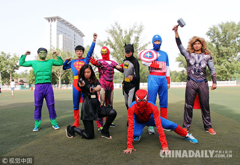 換個角度致敬青春 盤點那些“不一樣”的畢業照