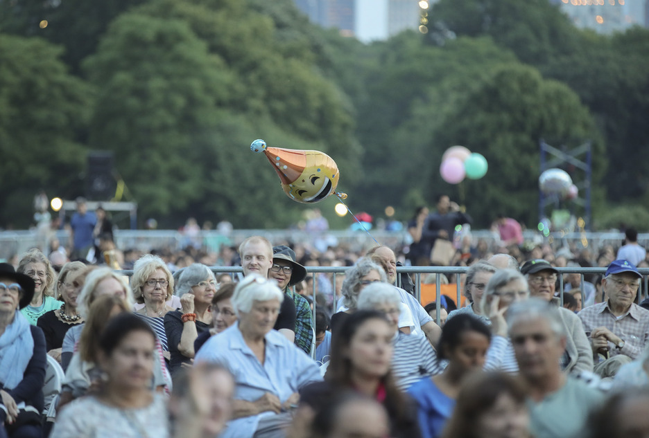 中國學生加入紐約愛樂夏季公園露天音樂會