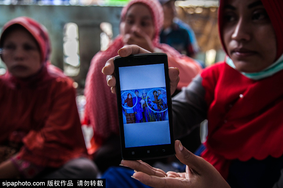 印尼一超載客船沉沒(méi) 超百人下落不明