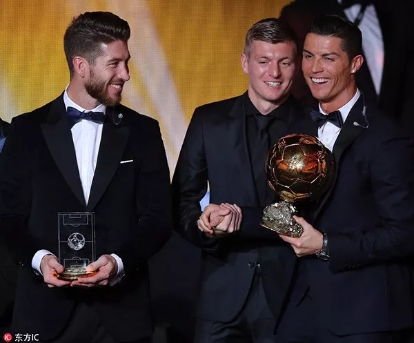 是你去喚醒我，努力才能被愛慕