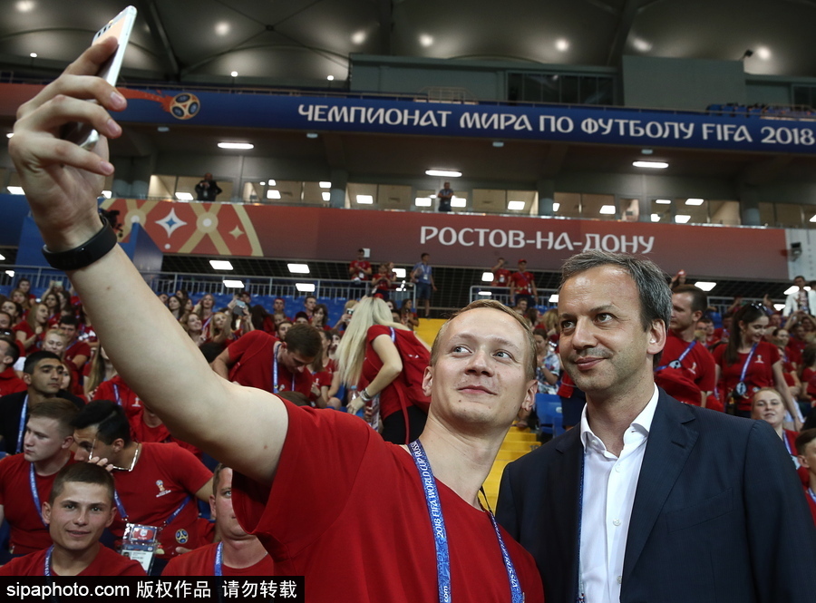 世界杯另一道風景線 俄組委會舉行志愿者大會表達感謝