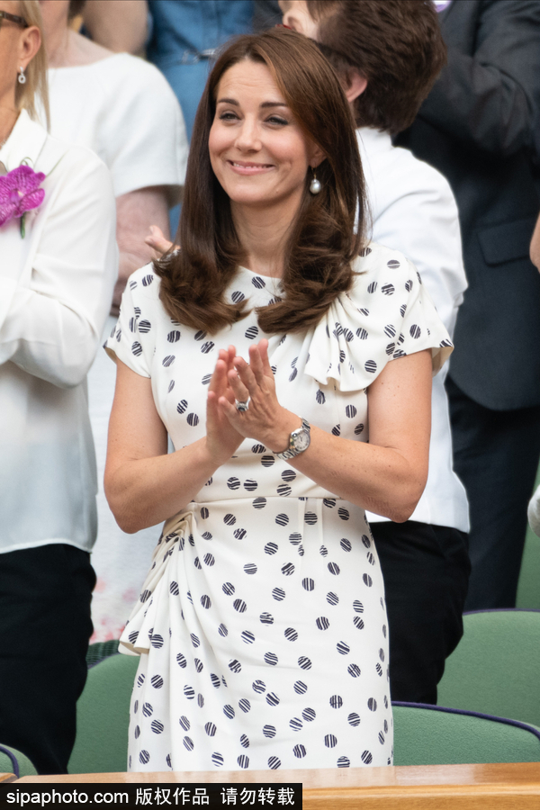 凱特、梅根兩位王妃同框亮相溫網觀戰 氣質優雅