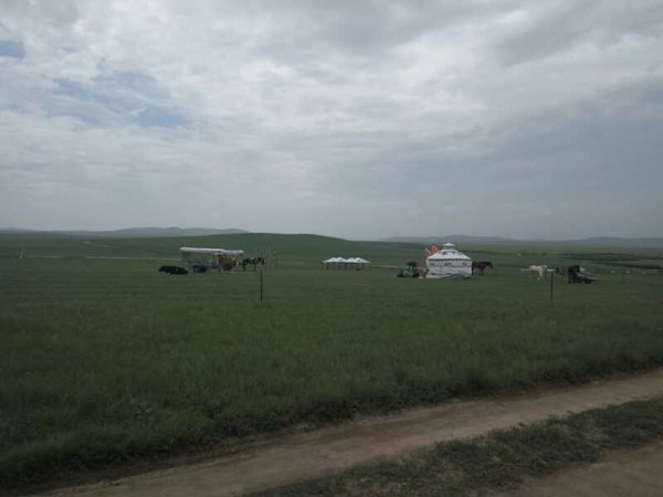 將環保進行到底！九曲彎建最原生態草原