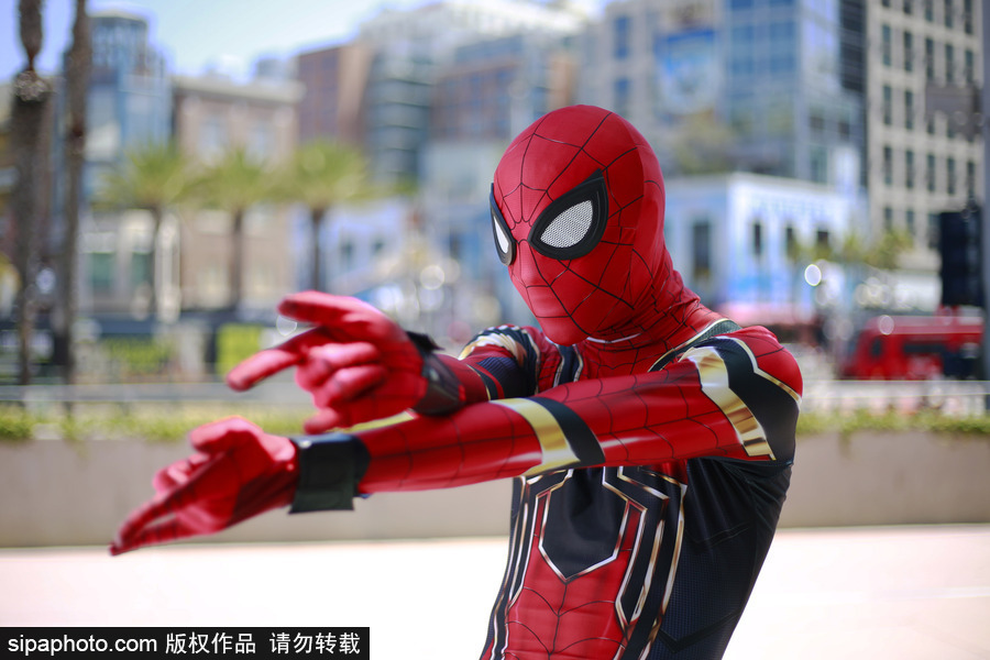 美國圣地亞哥國際動漫展 各路“英雄”匯聚熱鬧非凡