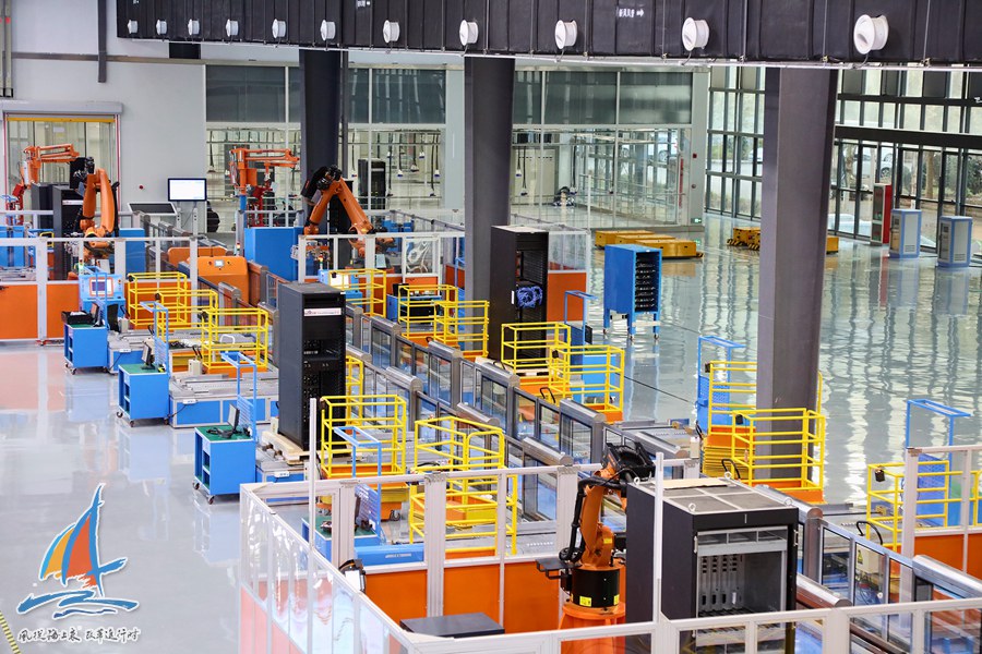 【風從海上來·改革進行時】全國網絡媒體看浪潮:自主創新攀上服務器技術最高峰