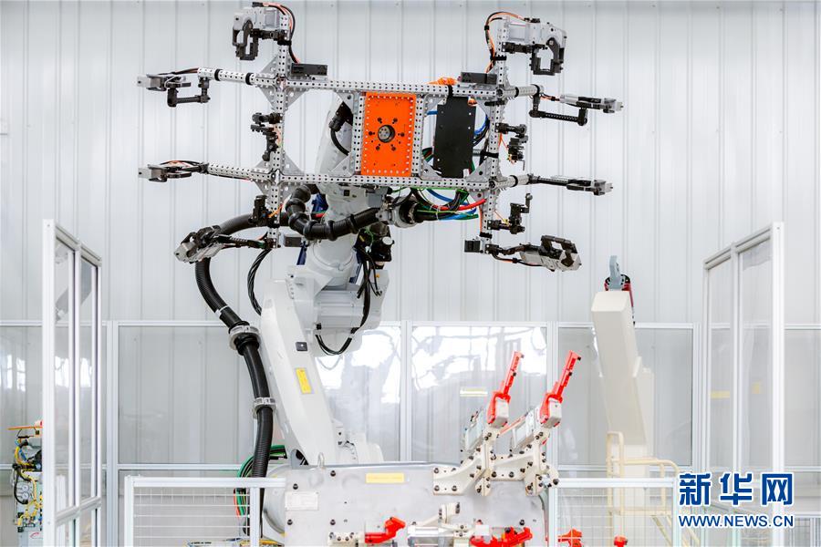 與世界攜手共贏——改革開放40年中國制造融入全球貿易體系