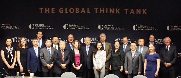 崔天凱:外界對中國發(fā)展意圖有誤解誤判 中美依然在同一條船上