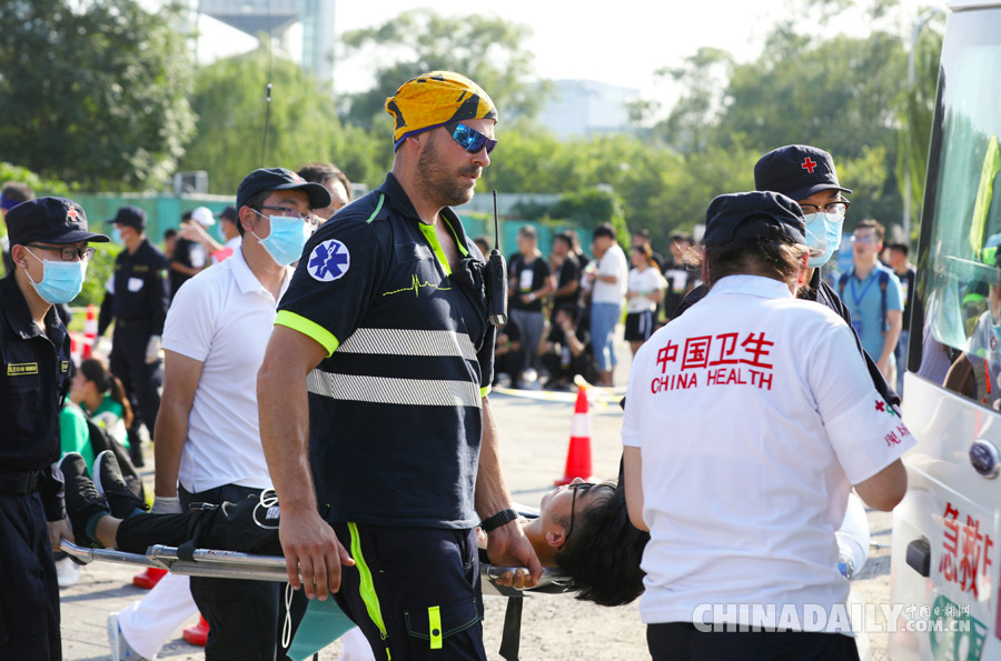 中捷兩國聯(lián)合進(jìn)行迎冬奧衛(wèi)生應(yīng)急演練