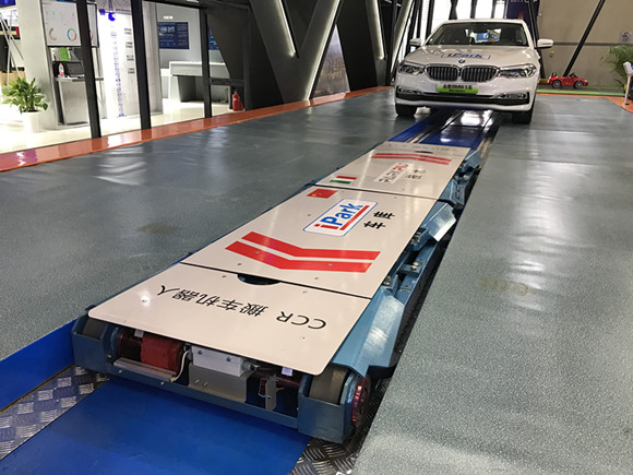 到智博會現場看機器人如何施展“十八般武藝”