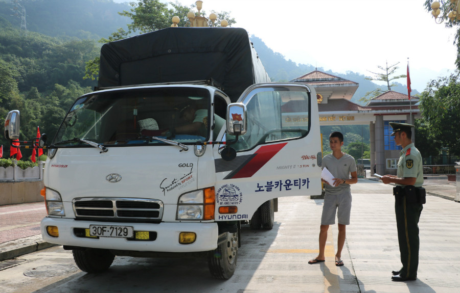致敬！老山腳下的國門衛(wèi)士