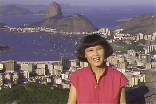 上世紀(jì)末的“國民女神”什么樣?外媒贊她“用一支支口紅改變中國形象”丨40年40人