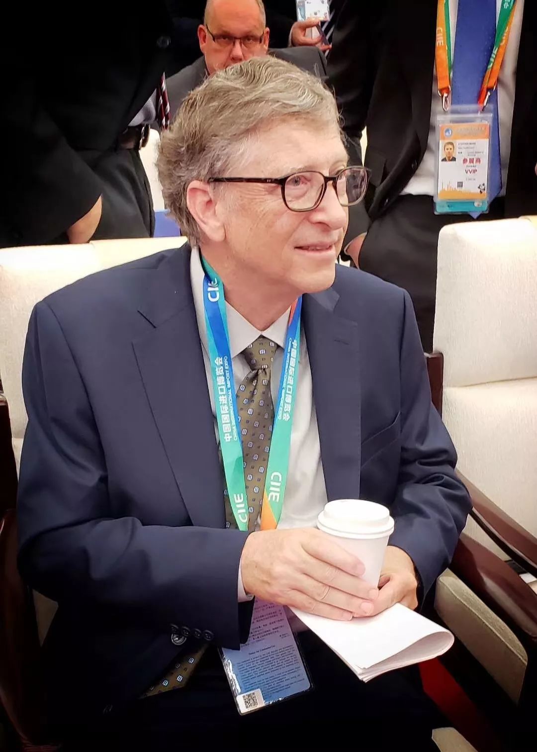 1 時政新聞眼|開幕式結束后,習近平“巡館”看了些什么?