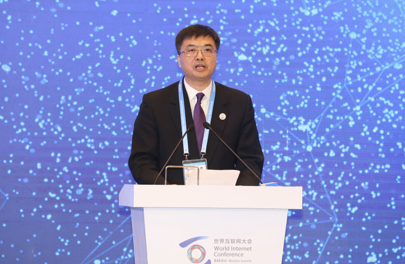 河北省常委、副省長,雄安新區(qū)黨工委書記、管委會主任陳剛發(fā)言