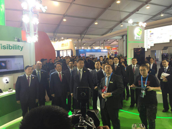 世界互聯(lián)網(wǎng)大會(huì)直擊:周鴻祎展示網(wǎng)絡(luò)安全黑科技