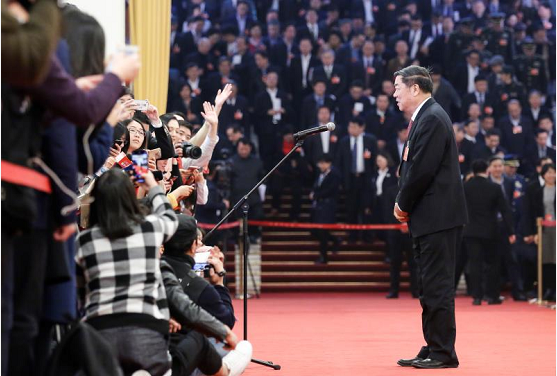 兩會(huì)圖集:在“部長(zhǎng)通道”接受采訪(fǎng)的部長(zhǎng)們