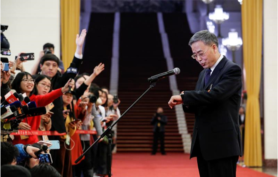 兩會(huì)圖集:在“部長(zhǎng)通道”接受采訪(fǎng)的部長(zhǎng)們