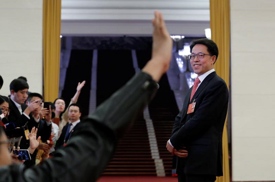 兩會(huì)圖集:在“部長(zhǎng)通道”接受采訪(fǎng)的部長(zhǎng)們