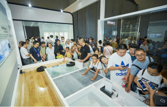 科沃斯全系產品亮相重慶智博會 打造智能新“室”界