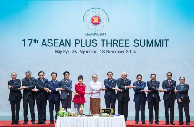 李克強(qiáng)歷次出席東亞峰會(huì)向世界傳遞出什么信號(hào)?