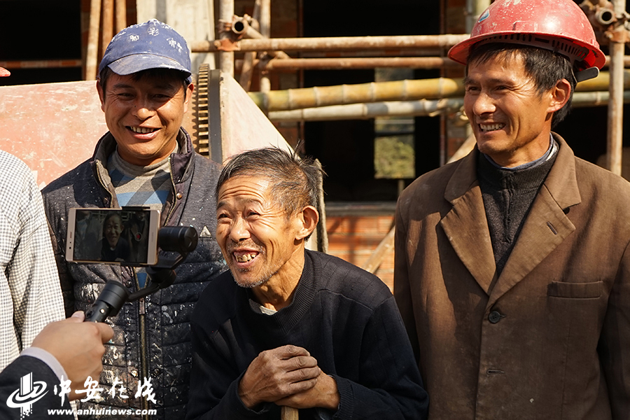 笑一笑 拍個照 俺們不再是貧困戶!——金寨縣迎河村的22張燦爛笑臉