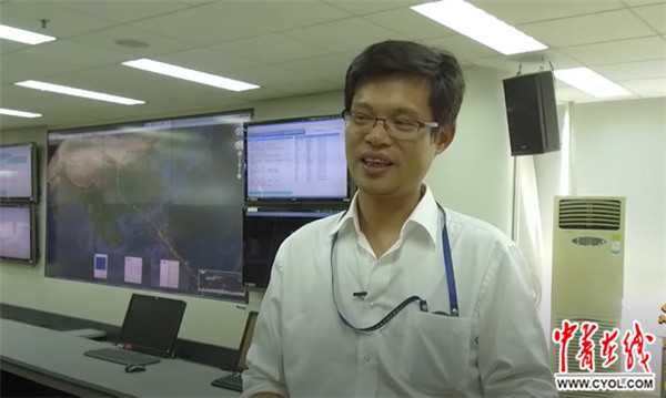 【十九大精神進(jìn)央企】機(jī)務(wù)工程師劉宇輝:做一名飛機(jī)的遠(yuǎn)程“聽診人”